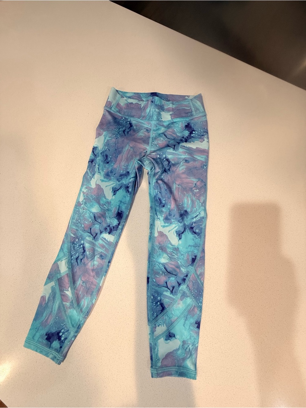 All in Motion Girls Marble-Print Leggings in Blue and Purple